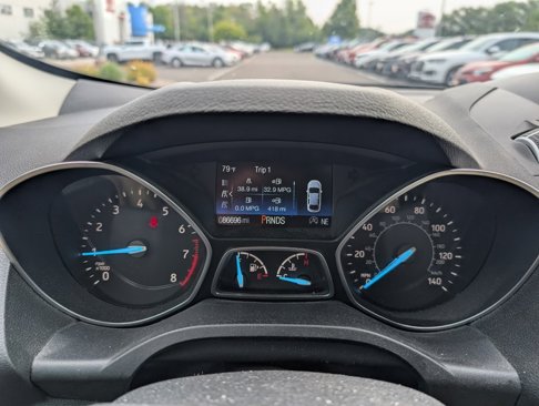 Used 2018 Ford Escape Titanium image 12