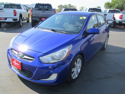 Used 2012 Hyundai Accent SE image 7