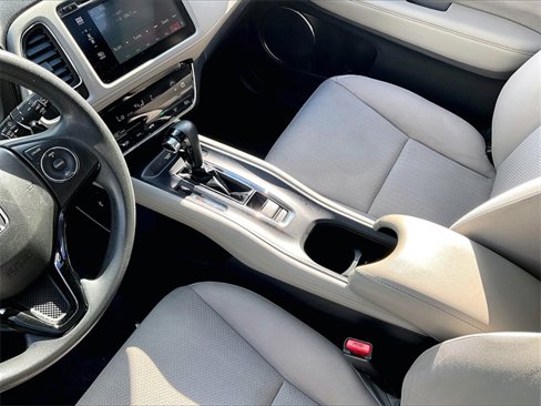 Used 2018 Honda HR-V EX image 15