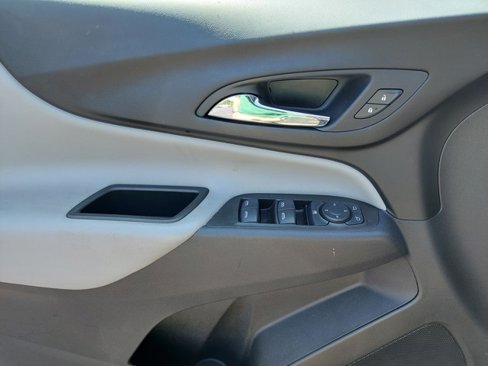 Used 2024 Chevrolet Equinox LS w/ LS Convenience Package image 30
