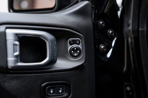 Used 2021 Jeep Wrangler Unlimited Rubicon image 65
