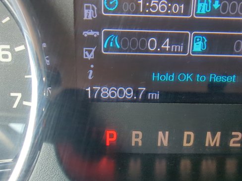 Used 2013 Ford F150 XLT w/ Luxury Equipment Group image 15