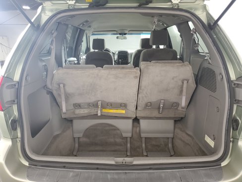 Used 2008 Toyota Sienna LE image 32