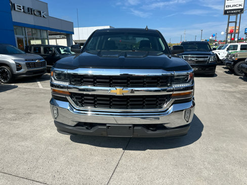 Used 2018 Chevrolet Silverado 1500 LT w/ All Star Edition image 3
