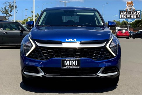 Used 2023 Kia Sportage EX image 3