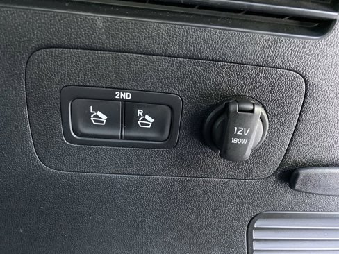 Used 2021 Kia Sorento LX image 15