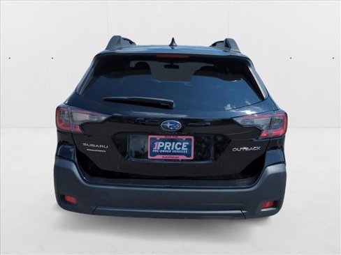 Used 2023 Subaru Outback Premium image 6