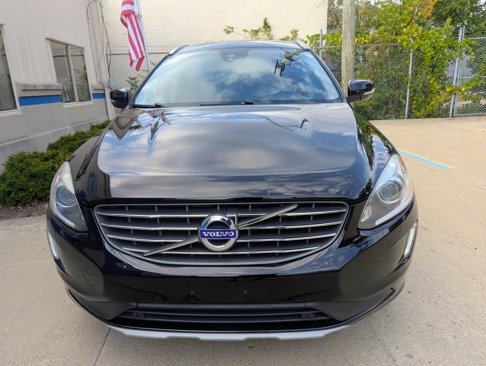 Used 2017 Volvo XC60 T5 Inscription w/ Preferred Option Package image 2