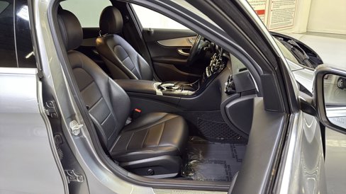 Used 2015 Mercedes-Benz C 300 4MATIC Sedan image 14