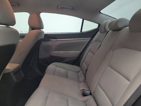 Used 2018 Hyundai Elantra SEL image 18