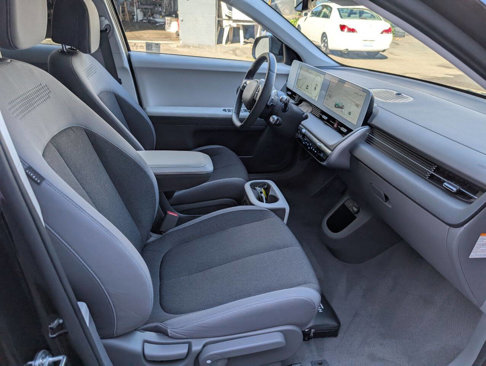 Used 2024 Hyundai Ioniq 5 SEL image 8
