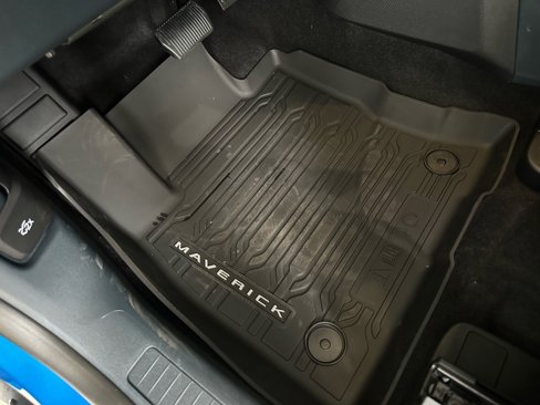 New 2025 Ford Maverick XL image 31