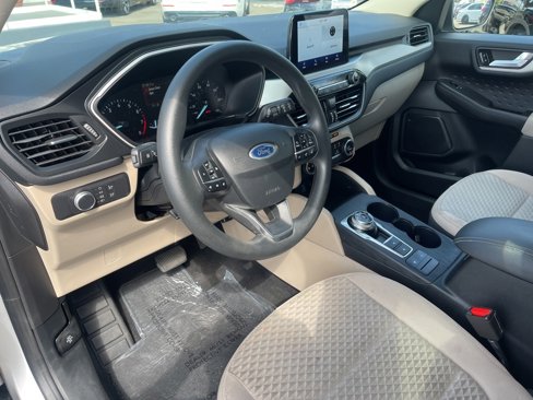 Used 2020 Ford Escape SE image 14