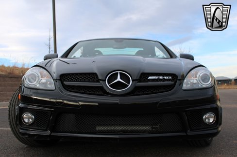 Used 2010 Mercedes-Benz SLK 55 AMG image 9