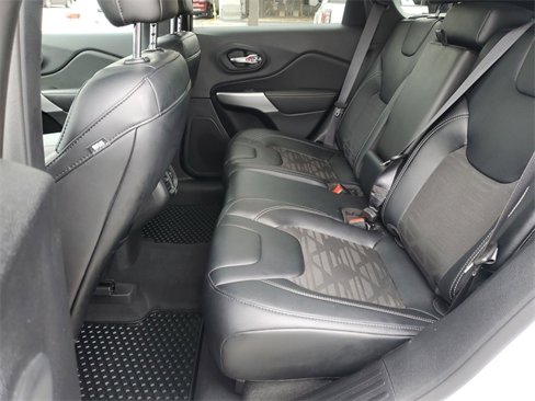 Certified 2022 Jeep Cherokee Latitude image 11