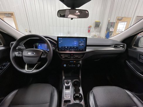 Used 2024 Ford Escape SE image 19