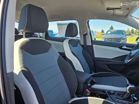 New 2025 Volkswagen Taos S image 13