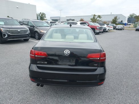 Used 2017 Volkswagen Jetta SE image 6
