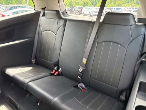 Used 2016 Chevrolet Traverse LTZ image 31