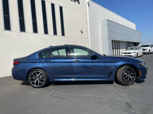 Used 2022 BMW 530e w/ M Sport Package image 6