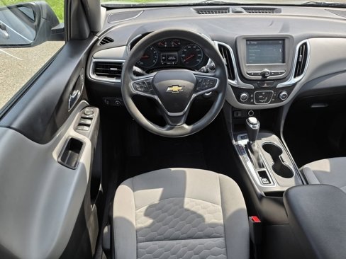 Used 2018 Chevrolet Equinox LS image 17