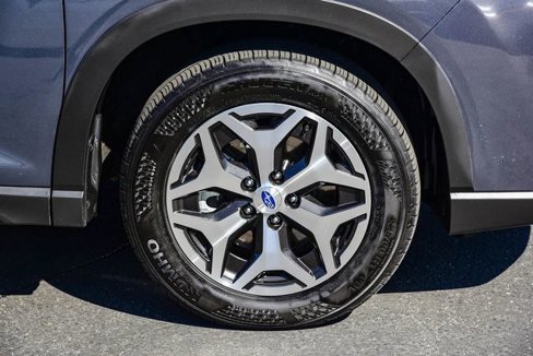 Used 2020 Subaru Forester Premium image 11