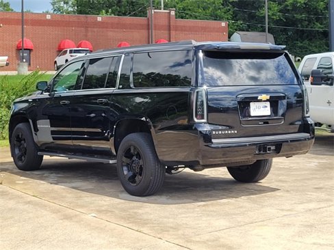 Used 2019 Chevrolet Suburban LT image 5