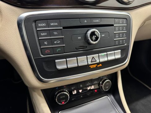 Used 2017 Mercedes-Benz CLA 250 image 38