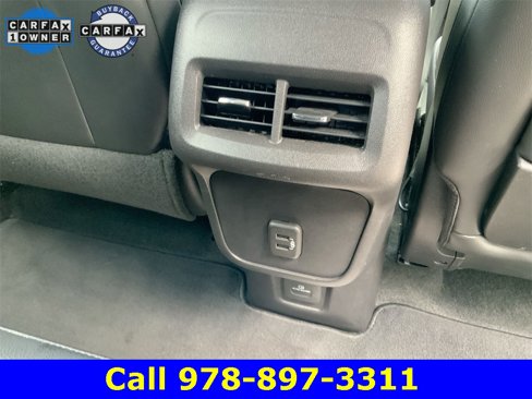 Certified 2024 GMC Terrain SLT image 29