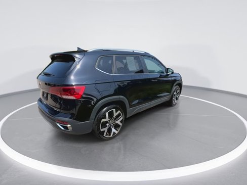 Used 2022 Volkswagen Taos SEL image 8