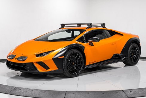 Used 2023 Lamborghini Huracan Sterrato image 7