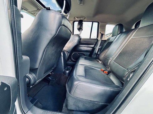 Used 2014 Jeep Compass Latitude w/ Sun/Sound Group image 17