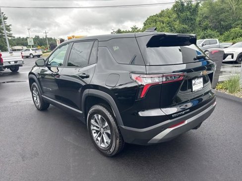 New 2026 Chevrolet Equinox LT image 3