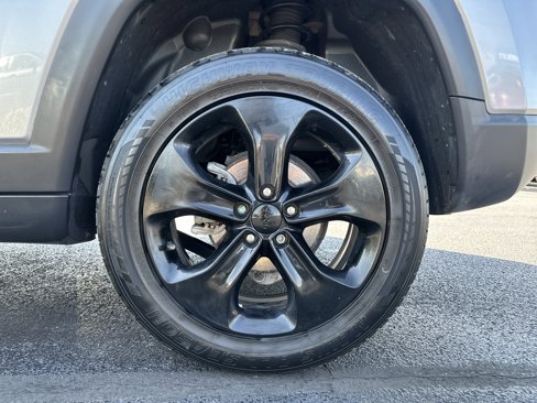 Used 2019 Jeep Compass Altitude image 32