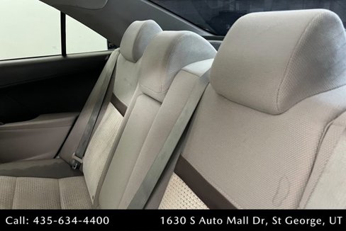 Used 2014 Toyota Camry LE image 20