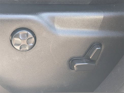 Used 2021 Jeep Grand Cherokee Laredo X image 23