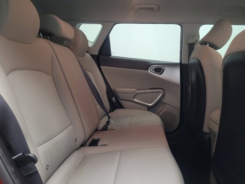 Used 2020 Kia Soul LX image 19