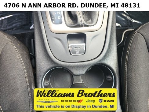Used 2017 Jeep Cherokee Latitude w/ Cold Weather Group image 21