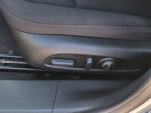 Used 2023 Chevrolet Malibu LT image 19