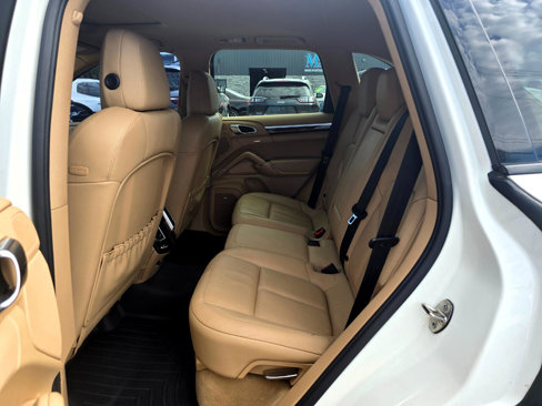 Used 2012 Porsche Cayenne S image 12