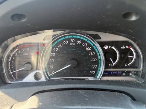 Used 2015 Toyota Venza LE image 22