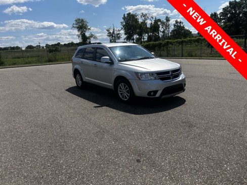 Used 2013 Dodge Journey SXT w/ Flexible Seating Group image 7