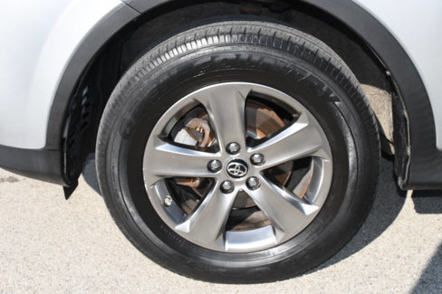 Used 2015 Toyota RAV4 XLE image 39