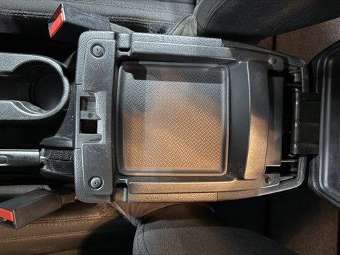 Used 2018 Jeep Wrangler Sport image 19