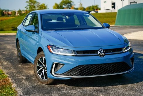 New 2025 Volkswagen Jetta S image 2