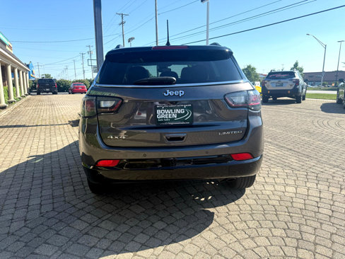 Used 2022 Jeep Compass Limited w/ Elite Group image 6