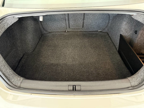 Used 2009 Volkswagen Jetta SE image 22