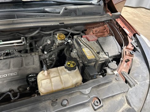 Used 2019 Chevrolet Trax LT w/ LT Convenience Package image 13