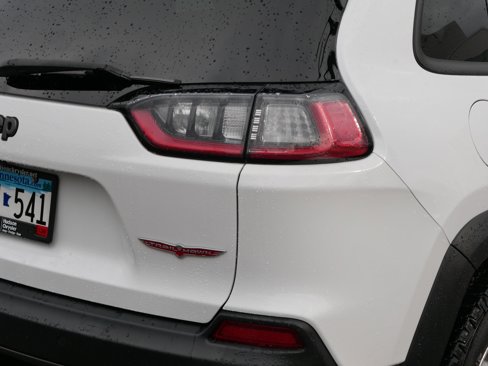 Used 2019 Jeep Cherokee Trailhawk w/ Comfort/Convenience Group image 17