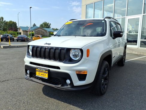 Used 2023 Jeep Renegade Altitude image 3